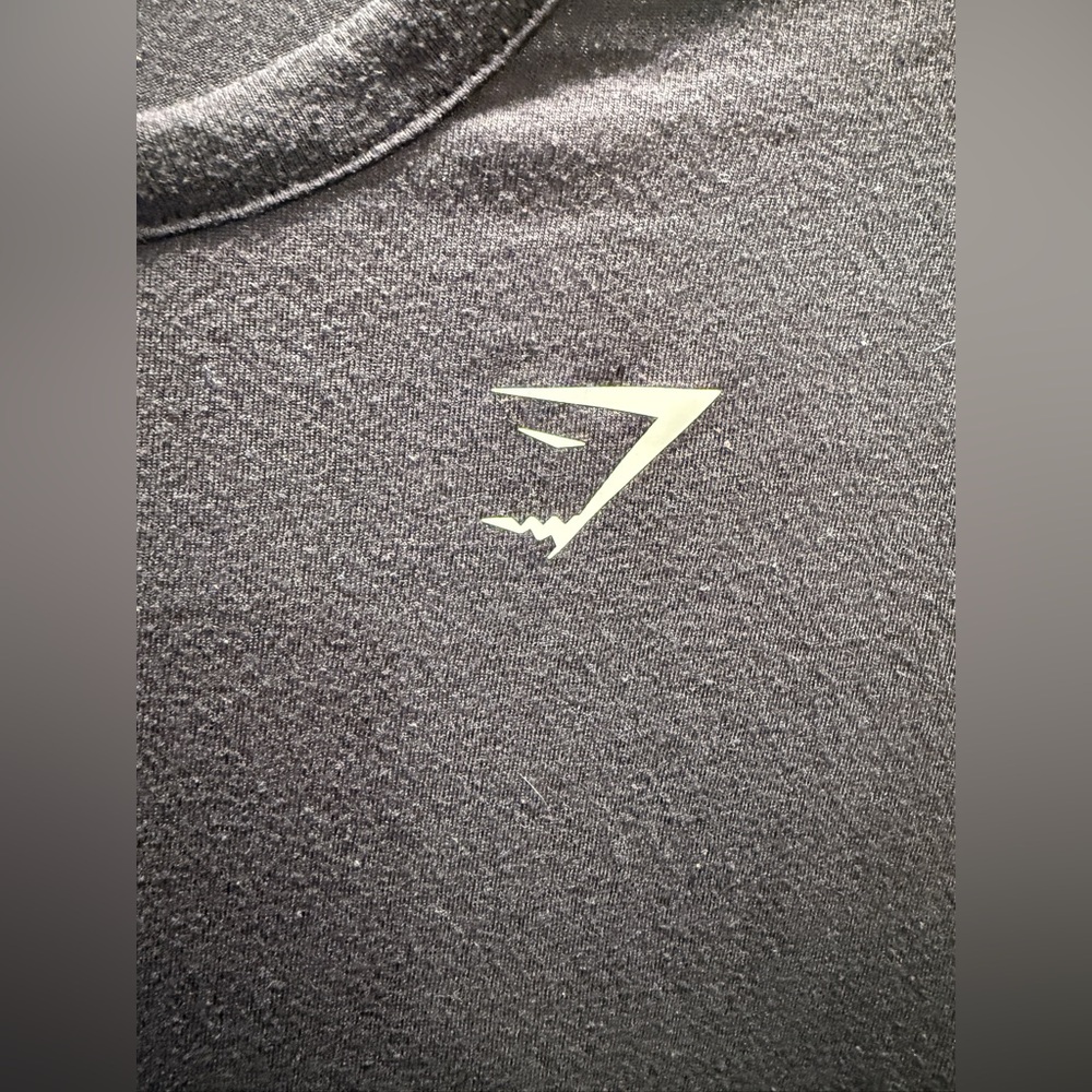 Gymshark Women’s Black Cropped T-Shirt Tee Top Logo Activewear Size Small - Picture 4 of 7